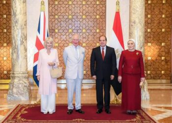 الرئيس عبد الفتاح السيسي والسيدة قرينته يستقبلان الأمير تشارلز ولي عهد بريطانيا والسيدة قرينته بقصر الإتحادية