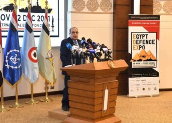 وزير الإنتاج الحربي : تكامل تام بين الجهات المصرية المشاركة في “EDEX 2021” لتنظيم وإخراج الأجنحة المصرية بالشكل الذى يليق بمصر رائدة الصناعات العسكرية