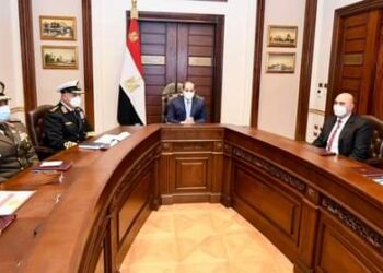 الرئيس السيسي يوجه بربط مشروعات حماية الشواطئ الساحلية على البحر المتوسط بشبكة المحاور والطرق الرئيسية الجديدة المحيطة بمدينة الإسكندرية