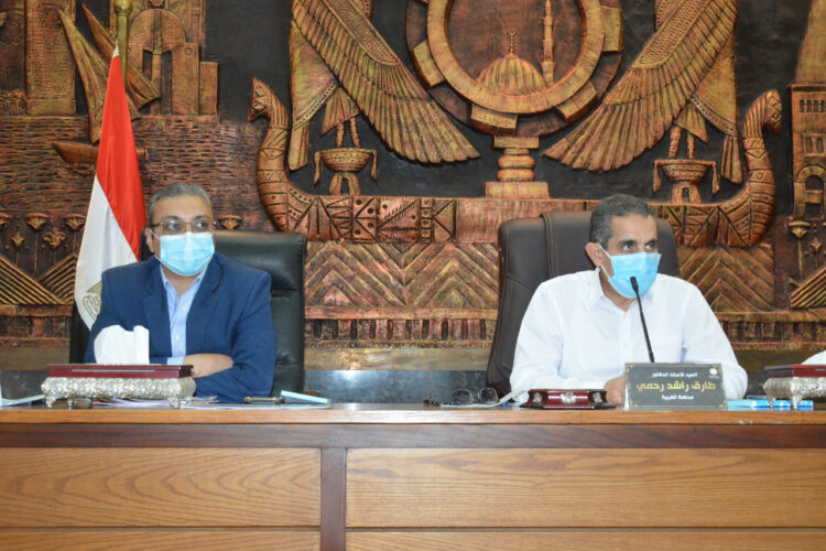 محافظ الغربية يناقش احتياجات المرافق لقرى المحلة الكبرى وكفر الزيات وقطور 1 محافظ الغربية يناقش احتياجات المرافق لقرى المحلة الكبرى وكفر الزيات وقطور