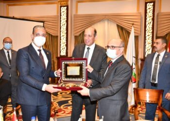 وزير العدل ومحافظ الفيوم يشهدان الجلسة الأفتتاحية للمنتدي السنوي لشيوخ القضاة