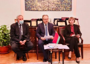 سفارة بيلاروس بالقاهرة : إستخدام العنف ضد المهاجرين ليس حلاً