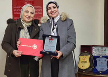 المؤتمر العلمي الدولي الخامس لإعلام CIC يكرم الاعلامية عبير سلامة