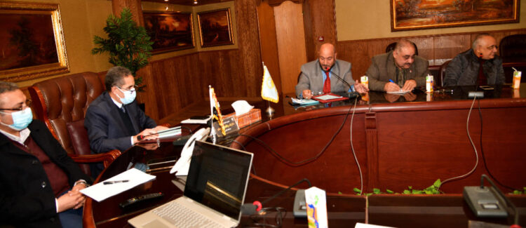 الكاتب الصحفى النائب محـمود الشاذلـى يكتب : تناغم رائع بين رحمى والصحافه يعكس إصرارا على تحقيق نهضه حقيقيه بالغربيه . 1 الكاتب الصحفى النائب محـمود الشاذلـى يكتب : تناغم رائع بين رحمى والصحافه يعكس إصرارا على تحقيق نهضه حقيقيه بالغربيه .