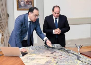 الرئيس السيسي يتابع موقف تطوير المناطق غير المخططة بالقاهرة الكبرى بما فيها المناطق العشوائية والتاريخية القديمة