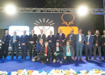 الأستاذ الدكتور عمرو طلعت .. رأيت في الأكاديمية العربية شباب واعد خلاق يأخذ بناصية العلم