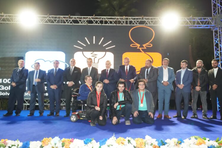 الأستاذ الدكتور عمرو طلعت .. رأيت في الأكاديمية العربية شباب واعد خلاق يأخذ بناصية العلم 1 الأستاذ الدكتور عمرو طلعت .. رأيت في الأكاديمية العربية شباب واعد خلاق يأخذ بناصية العلم