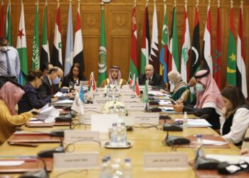 السفير أحمد رشيد خطابي الأمين العام المساعد بجامعة الدول العربية : نتطلع لصياغة رؤية عربية جماعية مقدامة في التعامل مع الصعوبات الراهنة واستشراف ملامح منظومة سياحية جديدة