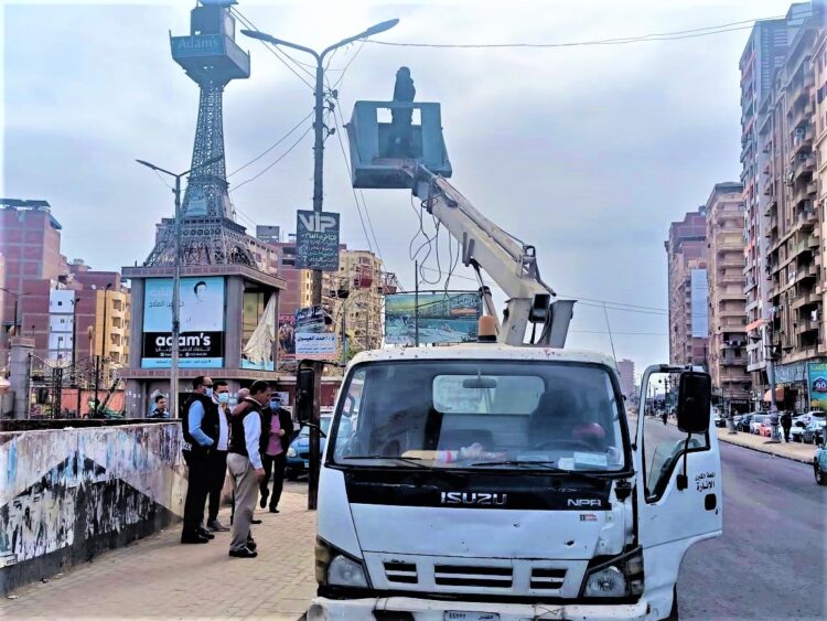 محافظ الغربية يتابع أعمال الصيانة لأعمدة الكهرباء وإنارة الطرق بالمحافظة 1 محافظ الغربية يتابع أعمال الصيانة لأعمدة الكهرباء وإنارة الطرق بالمحافظة