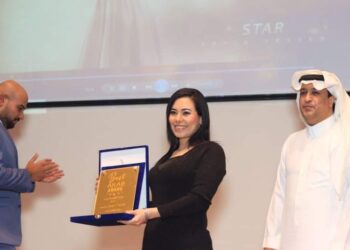 تكريم الفنانة صوفيا ياسين بمهرجان “الأفضل عربيا ” لعام 2021 – 2022