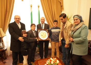 الاستاذ الدكتور/أسماعيل عبد الغفار.. ذوي الهمم قوة إضافية للمجتمع .. ونماذج قادرة على قهر الصعاب