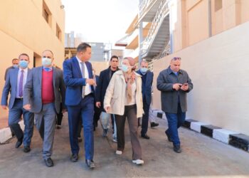 وزيرة البيئة تتفقد وحدة معالجة مياه الصرف الصناعي بشركة “دومتى” للصناعات الغذائية