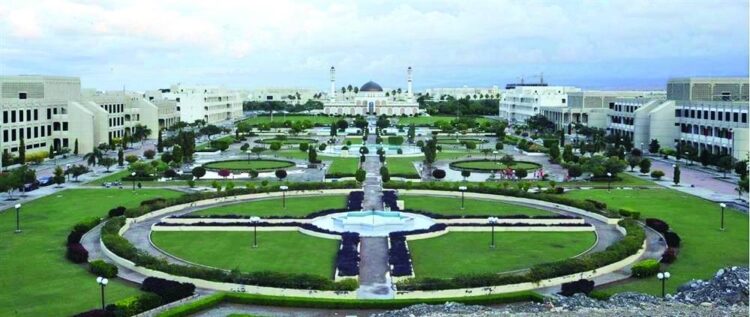 تعزيزاً لرؤية عُمان 2040 .. توثيق التعاون البيئي بين جامعة السلطان قابوس والأمم المتحدة 1 تعزيزاً لرؤية عُمان 2040 .. توثيق التعاون البيئي بين جامعة السلطان قابوس والأمم المتحدة