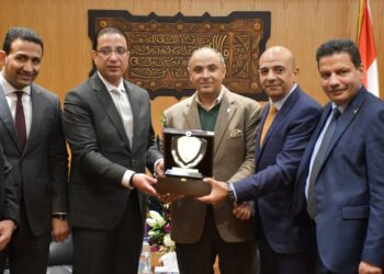 محافظ الفيوم يستقبل وفد الإتحاد المصري للتايكوندو