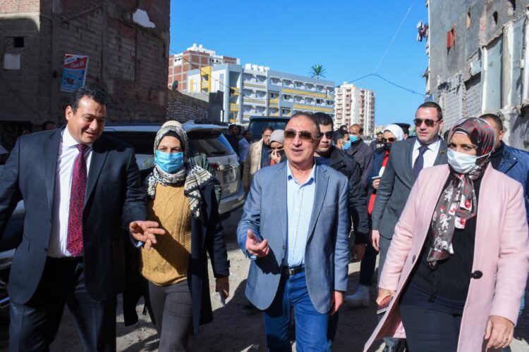 خلال جولته بمنطقة الفلكي .. محافظ الإسكندرية يعلن الإنتهاء من مشروع الصرف الصحي بالفلكي بتكلفة 40 مليون ويطلق إشارة بدء أعمال إعادة الشيء لأصله بتكلفة 2 مليون 1 خلال جولته بمنطقة الفلكي .. محافظ الإسكندرية يعلن الإنتهاء من مشروع الصرف الصحي بالفلكي بتكلفة 40 مليون ويطلق إشارة بدء أعمال إعادة الشيء لأصله بتكلفة 2 مليون