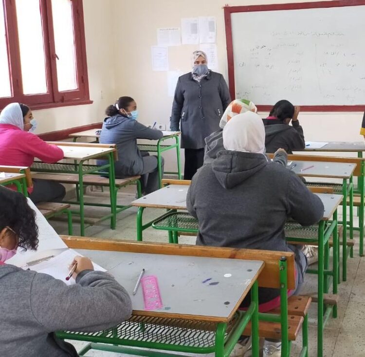 محافظ الإسكندرية يتابع بدء إمتحانات الفصل الدراسي الأول لبعض صفوف النقل للعام الدراسي 2021 / 2022 1 محافظ الإسكندرية يتابع بدء إمتحانات الفصل الدراسي الأول لبعض صفوف النقل للعام الدراسي 2021 / 2022