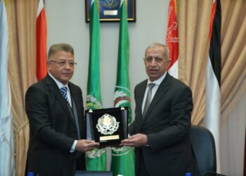 الأكاديمية العربية والهيئة العامة للاعتماد والرقابة الصحية توقعان بروتوكول تعاون مشترك