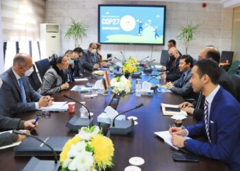 وزيرة البيئة تستقبل وزير الشباب والرياضة لمناقشة سبل التعاون فى التحضير لمؤتمر المناخ المزمع عقده نوفمبر القادم