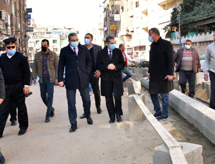 محافظ الغربية يتفقد أعمال رصف المحاور المرورية بطنطا