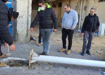 في إطار تكليفات محافظ الاسكندرية بازالة آثار موجة الطقس السئ التي شهدتها المدينة أمس تواجد المختصون بأحياء الثغر في الشوارع لمتابعة وإزالة آثار موجة الطقس السئ 1 في إطار تكليفات محافظ الاسكندرية بازالة آثار موجة الطقس السئ التي شهدتها المدينة أمس تواجد المختصون بأحياء الثغر في الشوارع لمتابعة وإزالة آثار موجة الطقس السئ