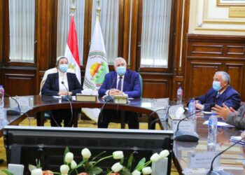 وزيرا البيئة والزراعة يعقدان إجتماعا لمناقشة الإستعدادات الخاصة بمؤتمر المناخ في مجال الزراعي