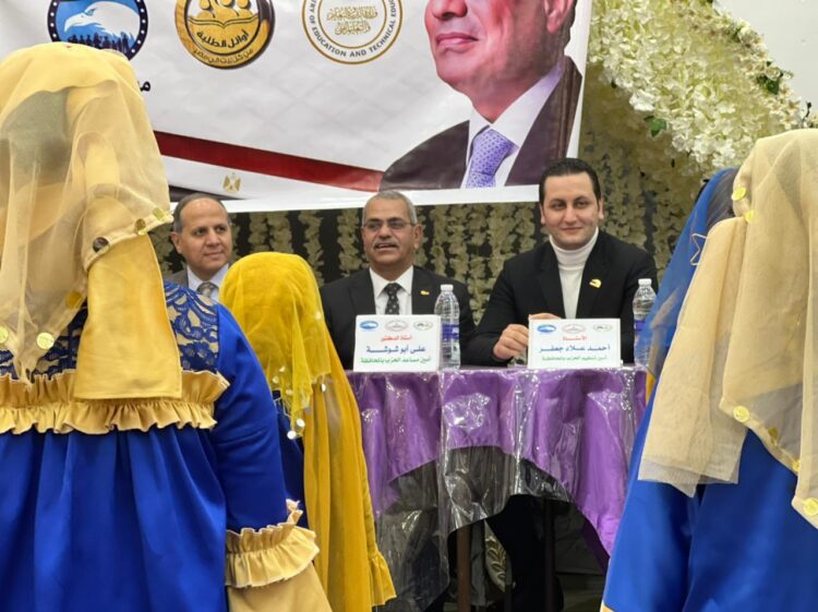 مستقبل وطن بكفرالشيخ يكرم أوائل الطلبة بمركز الحامول