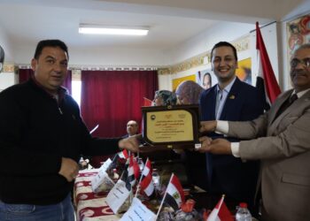 مستقبل وطن بكفرالشيخ يكرم أوائل الطلبة بمركز البرلس