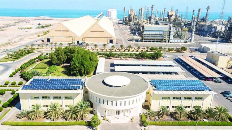 تطوير القطاع الصناعي في عمان .. استراتيجية ثابتة وفق رؤية عمان 2040 1 تطوير القطاع الصناعي في عمان .. استراتيجية ثابتة وفق رؤية عمان 2040