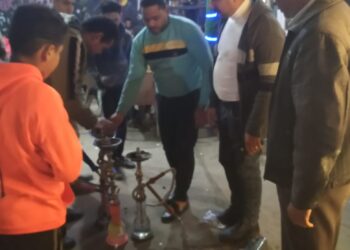 حملات مكبرة لتطبيق الأجراءات الاحترازية ومواعيد الغلق وإزالة الإشغالات بأحياء الإسكندرية