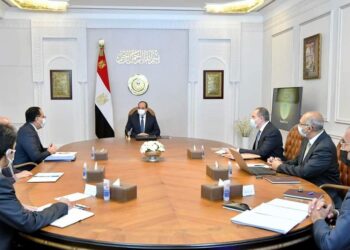 “السيد الرئيس عبد الفتاح السيسي يتابع الموقف التنفيذي لإستراتيجية الدولة لتوطين صناعة السيارات الكهربائية في مصر”