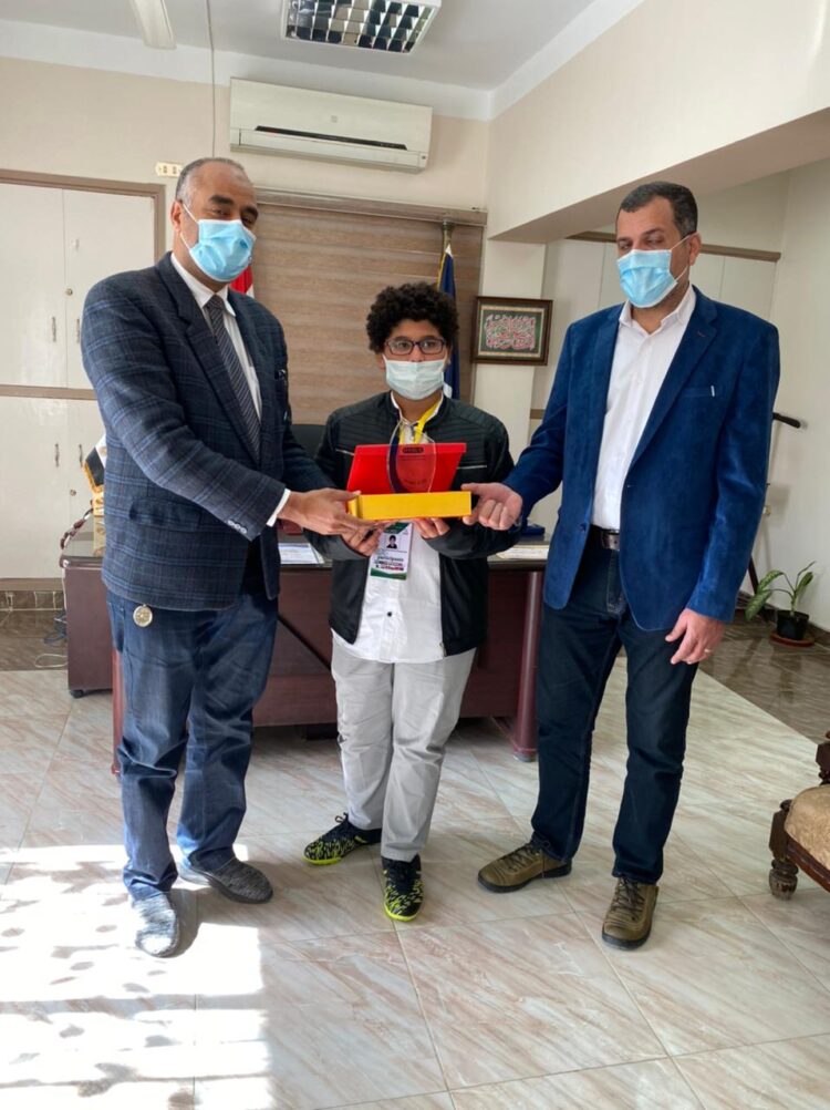 طالب بالتربية والتعليم يحصد بطولة العالم في الرياضة الذهنية بدبي