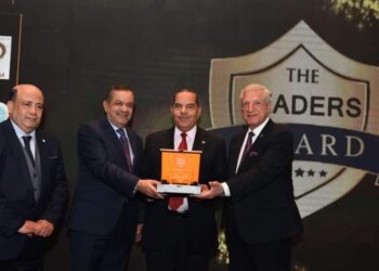 كبار رجال الإقتصاد والمال بمصر يكرمون الكيميائى عبدالعظيم العباسى فى حضور ثلاثة وزراء .