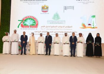 ابوظبي .. الشيخ نهيان  مبارك آل نهيان  يفتتح  أشغال  المؤتمر الدولي  السابع  لنخيل  التمر