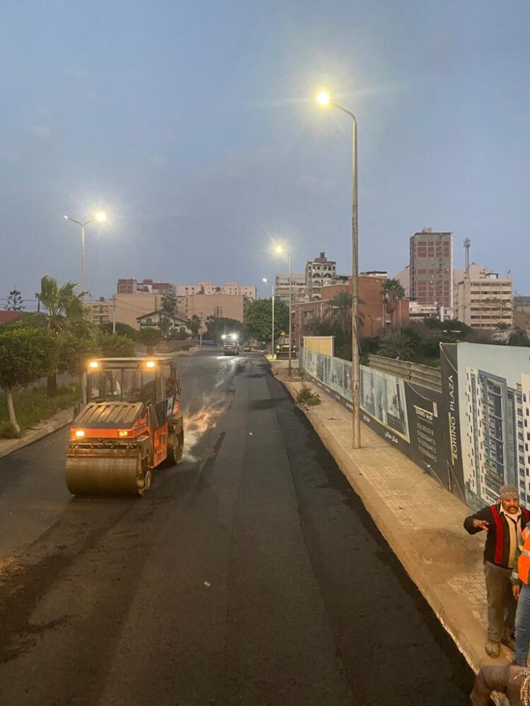 محافظ الأسكندرية : تخصيص 15 مليون جنيه ضمن الخطة الاستثمارية لرصف 28 شارع بحي وسط 1 محافظ الأسكندرية : تخصيص 15 مليون جنيه ضمن الخطة الاستثمارية لرصف 28 شارع بحي وسط