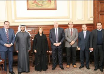 وزير الزراعة يبحث مع سفير الأمارات بالقاهرة سبل التعاون الزراعي بين البلدين