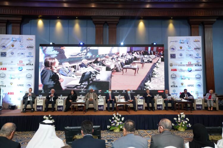 رئيس الأكاديمية العربية للعلوم والتكنولوجيا والنقل البحري .. الاقتصاد الأزرق أحد الوسائل الحيوية للتعافي من آثار جائحة كورونا 1 رئيس الأكاديمية العربية للعلوم والتكنولوجيا والنقل البحري .. الاقتصاد الأزرق أحد الوسائل الحيوية للتعافي من آثار جائحة كورونا