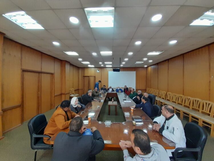 عثمان :تشكيل غرفة عمليات بتجارية الإسماعيلية لمتابعة معارض اهلا رمضان