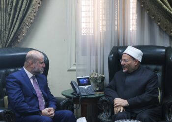 مفتي الجمهورية يستقبل مستشار الرئيس الفلسطيني... ويؤكِّد على مكانة القدس الدينية والحضارية