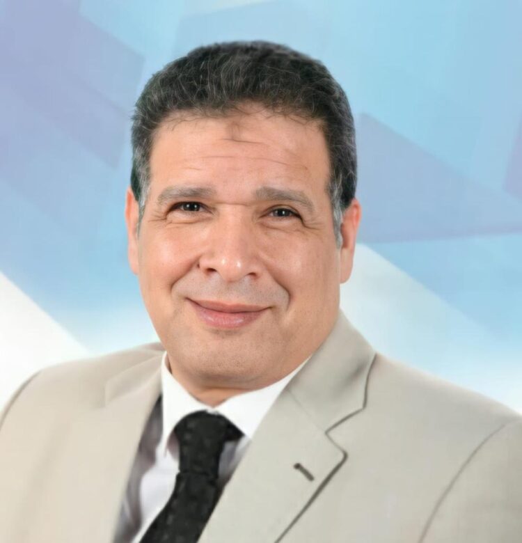 النائب عصام العمدة : وجود مخزون استراتيجى من السلع الغذائية يكفى 10 أشهر نجاح كبير للحكومة