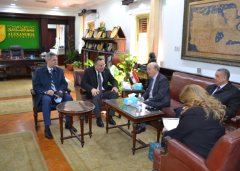 رئيس جامعة الإسكندرية يستقبل وفد المجلس البريطانى ‎‎