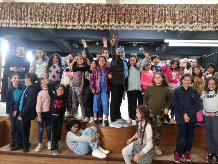 إشادة بنجاح مهرجان نجوم طيبة  واكتشافه المواهب الغنائية للطلاب