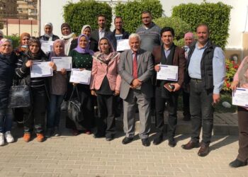درع تكريم للكرداوى في ختام دورة "الموظف الرقمى والذكاء الاصطناعي" بوزارة الثقافة