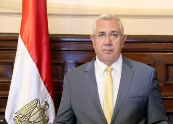 القصير ‏يشيد بجهود قطاعات الوزارة في إستئناف تصدير نحل العسل إلى السعودية