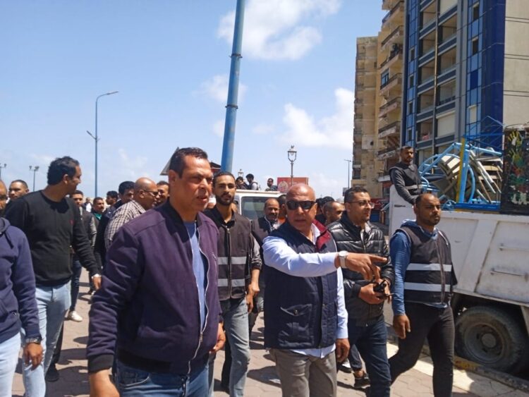 التحفظ على عدد 7 "تكاتك"، و3 "تروسيكل" بالإسكندرية 1 التحفظ على عدد 7 "تكاتك"، و3 "تروسيكل" بالإسكندرية