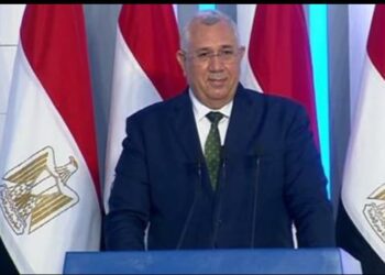 القصير يعرض استراتيجيات الدولة لتطوير البنية التحتية و آليات دعم القمح
