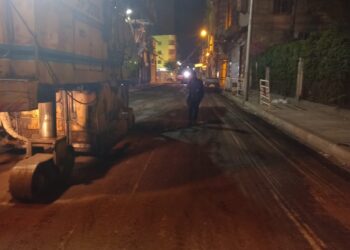 محافظ الإسكندرية : رصف 25 طريق ضمن الخطة الاستثمارية بحي الجمرك