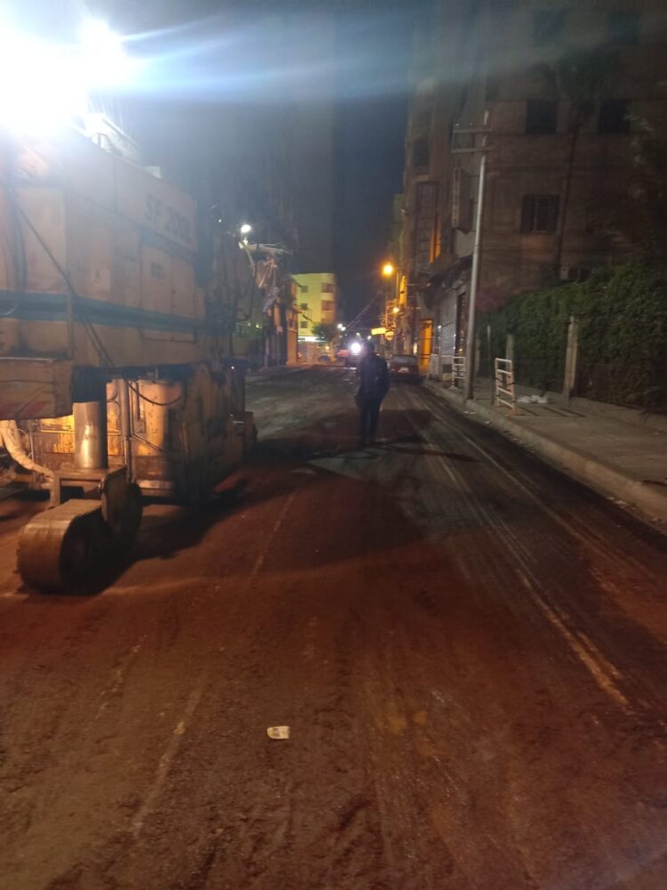 محافظ الإسكندرية : رصف 25 طريق ضمن الخطة الاستثمارية بحي الجمرك 1 محافظ الإسكندرية : رصف 25 طريق ضمن الخطة الاستثمارية بحي الجمرك