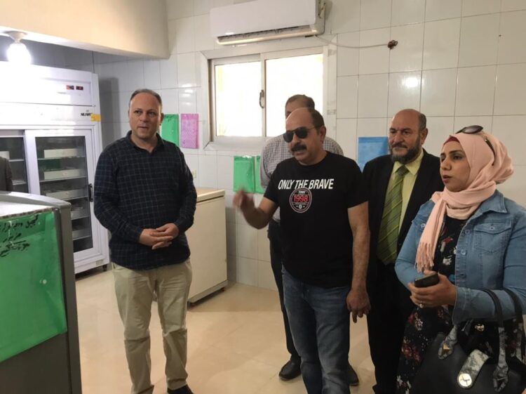 بدران والشاذلى يقدمان العزاء لضحية حادث طريق بسيون طنطا ويطمئنا على المصابين بمستشفى بسيون . 1 بدران والشاذلى يقدمان العزاء لضحية حادث طريق بسيون طنطا ويطمئنا على المصابين بمستشفى بسيون .