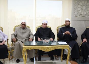 104 متسابقين في سحب القرعة لمسابقة مجلة الأزهر
