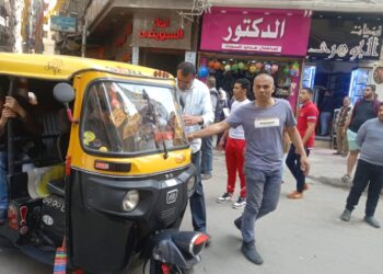 ضبط 20 توكتوك و7 تروسيكل بنطاق احياء المنتزه والعامرية